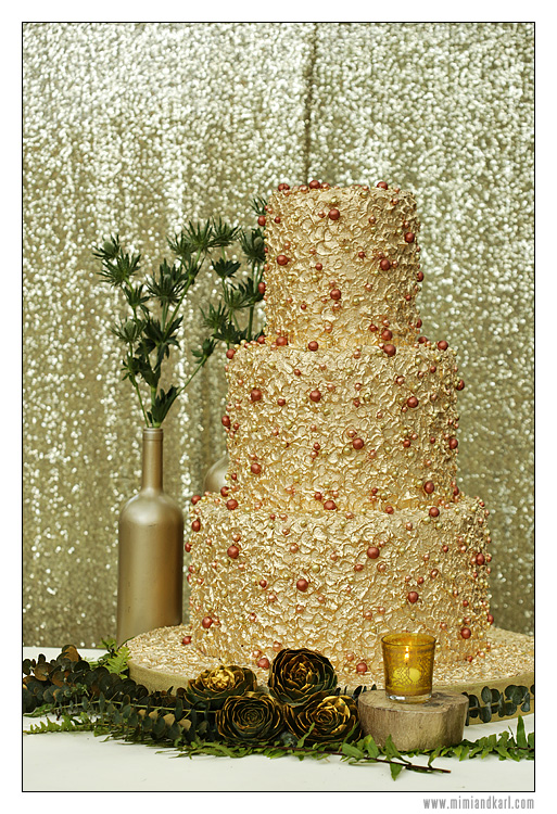 golden wedding cake